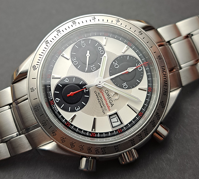 Omega Speedmaster Date Chronograph Wristwatch Ref. 3211.31